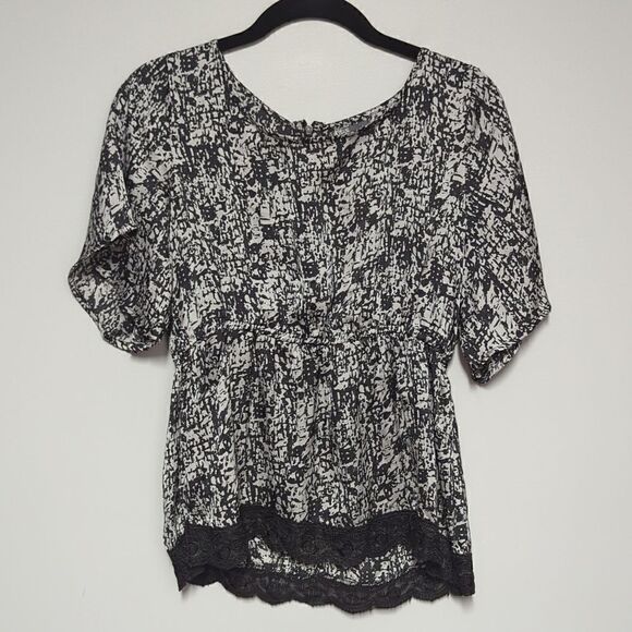 NWT Poetry Clothing Black and Gray Short Sleeve Blouse - Picture 1 of 6